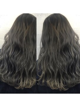 アンダーバー(UNDRvr) グレージュ