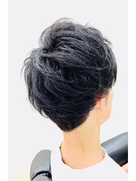 コウ(KOH) パーマ風ナチュラルスタイル