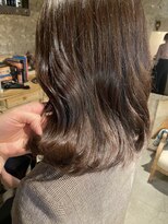 ロイジー(roijir)&nbsp;表参道 roijir 外ハネミディアム×透明感グレージュ