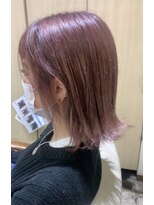 ティアラ 桜木町(TIARA)&nbsp;ミルクティーピンク　前下がりボブ