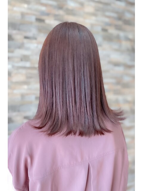 髪質改善カラーミディアムロングのアッシュピンクアッシュピンク
