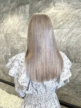 ノア(NOAH) ホワイトベージュ×ロング