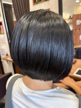 美容室ヒラトヤ 仙北店 大人可愛い黒髪暗髪丸みショートボブ30代40代50代人気