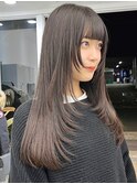 レイヤーカット顔まわりストレートロングレイヤー堀江