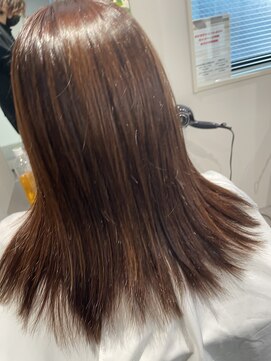 フク(FUKU) 白髪染めを使わない透明感カラー