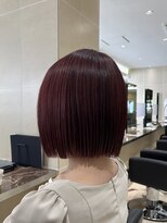 クララ ヒロシマ(CLALA Hiroshima)&nbsp;タイトなミニボブ×深みレッドカラー