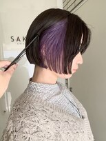 サクラ オモテサンドウ(SAKURA)&nbsp;インナーカラーボブ　ラベンダー　イヤリングカラーラベンダー