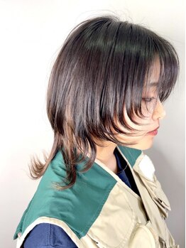 ヘアーショップ オズ(hair shop oz)の写真/丁寧なカウンセリングで、髪質や骨格に合わせたカットに♪あなたに一番似合うスタイルを提案します。