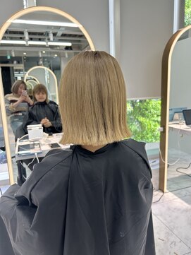 ロンドルピナス 小倉(Lond Lupinus) ハイトーンボブ/ワイドバング/美髪のススメ/外ハネボブ/北九州