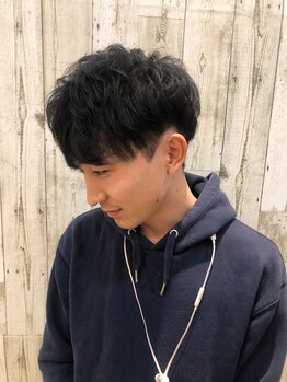 スリックビス(Slick Vis)の写真/眉毛カットもお任せ！自分の魅力を最大限に引き出すメンズカジュアルサロンで新しいスタイルを楽しもう♪