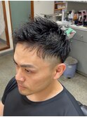 ツーブロックショートスタイル