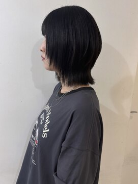 ミレバイジェニー (mirae by geny) ワンカールでウルフ風くびれヘア r