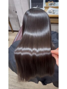 シェノン 近鉄奈良店(CHAINON) ダメージして見える髪の毛、原因は癖かも?