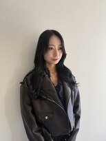 ペグ(Peg)&nbsp;20代30代大人美人小顔ブリーチなし韓国ヘアブルーブラック