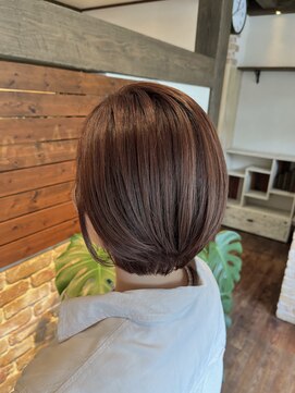 カフア(Kahua) ミディアムボブ