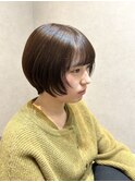 小顔見え前下がりショートボブ梅雨対策まとまる艶髪ヘア