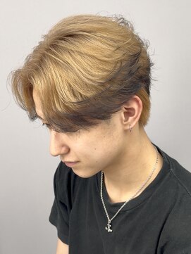 アーバンスタジオトウキョウ 下北沢店(URBAN STUDIO TOKYO) 自然にキマるエンドカラーでつくる毛流れセンターパート