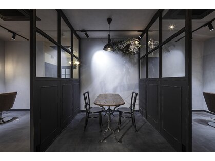 ニュートライズ(NEUTRIZE)の写真