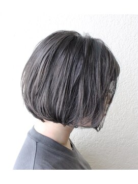 暗髪グレーアッシュ L ルナアトリエ Runa Atelier のヘアカタログ ホットペッパービューティー