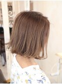 【２０代・３０代】ハイライトの切りっ放しボブ