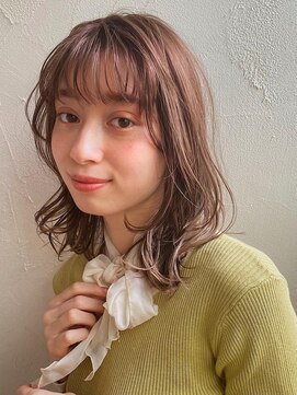 ネオリーブセブン 御茶ノ水店(Neolive 7) 小顔ミディアムレイヤー＊あざとかわいい柔らかベージュ