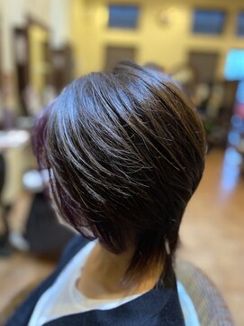 ヘアーリゾート トリップ(Hair Resort Trip) ウルフレイヤー×バイオレット