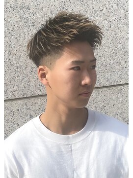 クオンヒール 淀屋橋店(QUON HEAL) スペインカール/スパイキーショート/フェザーパーマ/フェード