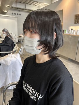 ルーム プロデュースドバイ アミカ(Room produced by Amica) マッシュウルフ