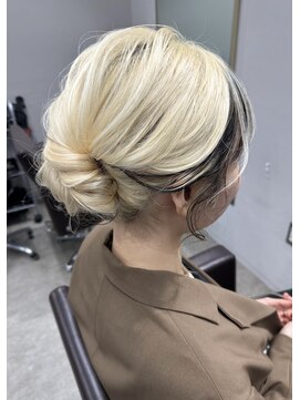 リグ 横浜(Lig.) ヘアアレンジ/ヘアセット/ブリーチ/ツートンカラー/ハイトーン