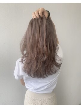 アオアクア バイ グルグル 小岩店(ao akua by GULGUL) ピンクベージュ 誰でも似合うミルクティー&レイヤースタイル小岩