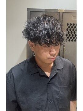 リフル 八王子(RIFULL) メンズパーマ　ツイスパ　波巻き　フェード