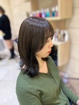 オリーブブラウン