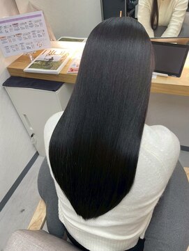 アリアツイン バイ エクラート 池袋西口店(ARiA TWiN by ECLART) 黒髪シルクストレート[髪質改善][縮毛矯正]