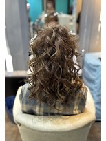 リエラ 新宿(RIERA)&nbsp;盛り髪 カールハーフアップ