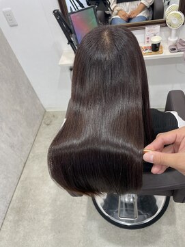 ラナ(Lana) 【Lana】上質な艶と深みのあるナチュラルブラウンカラー