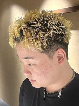 ウォルト(walt) Matsui＿金髪スパイキーショート