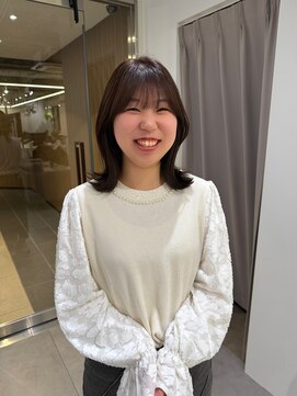 アイシーキョウト(I see kyoto) 艶髪／レイヤースタイル/グレージュ