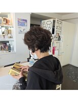 榮(Salon de 榮)&nbsp;春のショートスタイル、パーマヘア