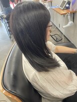 フラワーバイ ビーガーデン(FLOWER by B.GARDEN)&nbsp;レイヤーカット＋ブルーバイオレットカラー