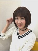 美髪ベビーバング、フェザーボブで上品なシナモンミントベージュ