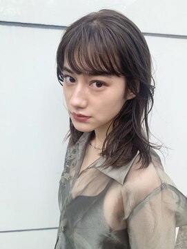 テオト(teoto.) 透け感ミディアムレイヤー！