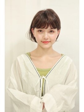 マグノリア オモテサンドウ(MAGNOLiA Omotesando) ふわっと揺れるショートボブ・・・HINATA