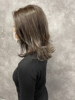 ナナシ(nanac)&nbsp;シナモンベージュレイヤースタイル