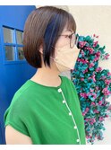 earring color blue