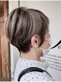 大人かわいい小顔前下がり丸みショートボブネビージュ【稲毛】