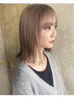 ガーデンヨコハマ(GARDEN YOKOHAMA) ベージュ　ミディアム　切りっぱなしボブ　美髪　シアーカラー