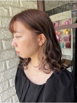 リー 東三国(Lee) 肩ラインボブ×イヤリングカラーベージュ