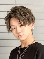 センターパート波巻きパーマスパイラルパーマツイストスパイラル