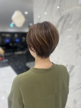 ゼル 獨協大学前(ZELE) ハイライトショート