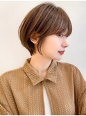 say.ショートボブひし形ショートミルクティーベージュ暗めカラー